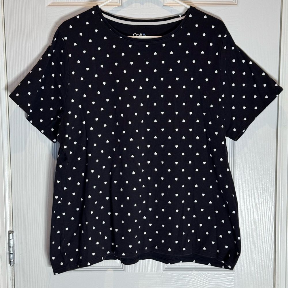 Croft & Barrow Women's 1X Classic Tee Black White Heart Polka Dot Short Sleeve